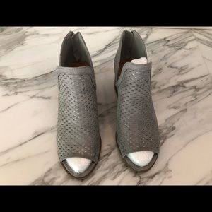 Adorable grey booties